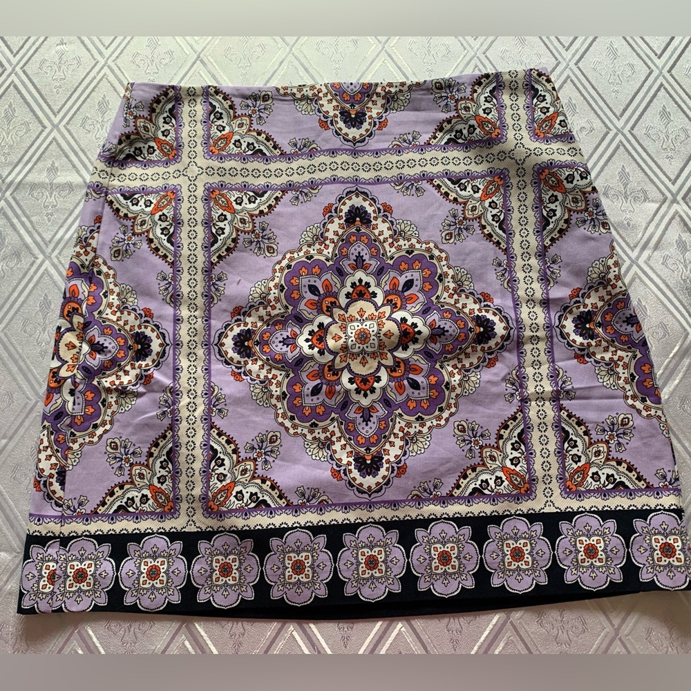 Ann Taylor Lavender and Multicolor Pattern Skirt